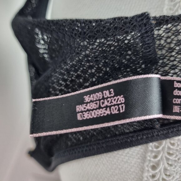 Victoria's Secret Black Lace Front-Clasp Strappy Racerback Bra Size M - Picture 7 of 9